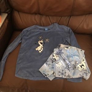 *FINAL SALE* Olaf Frozen pajamas